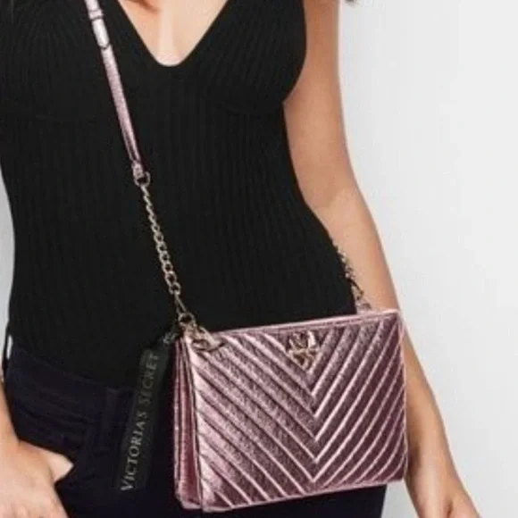 Corner Rubbing Victoria's Secret Metallic Pink Crossbody Bag - Picture 1 of 11